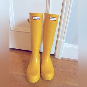 Hunter Women’s original tall rain boots